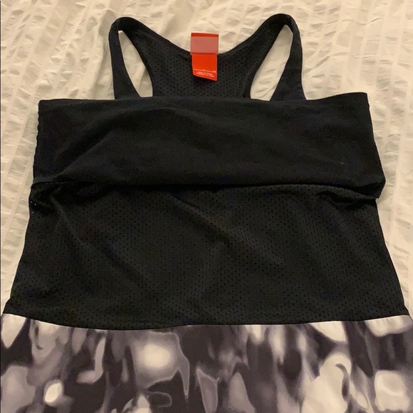 Nike Black Mesh Tye Die Tank Top - Picture 12 of 13